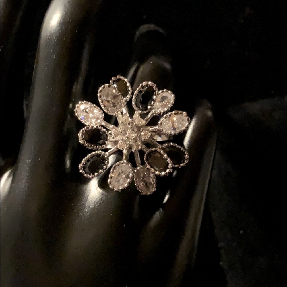 Silver Rhinestone & Black Crystal Ring -Flower